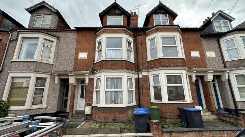 Click the photo for more details of Manor Road, Rugby CV21 2TG