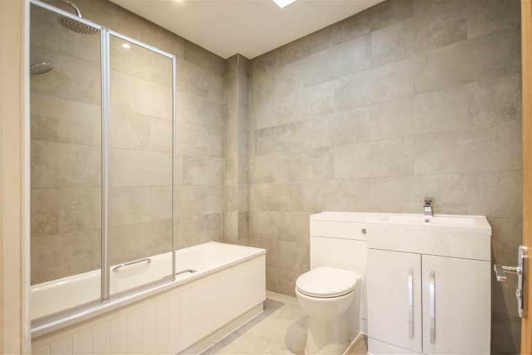 Images for Oakfields, Vicarage Road, Newmarket