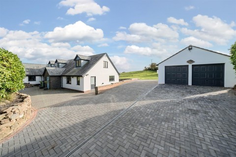 Click the photo for more details of Wooda Road, Northam, Bideford