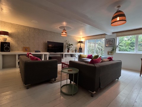 Click the photo for more details of Langtree