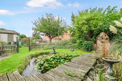 Click the photo for more details of Sleaford Road, Beckingham, Lincoln