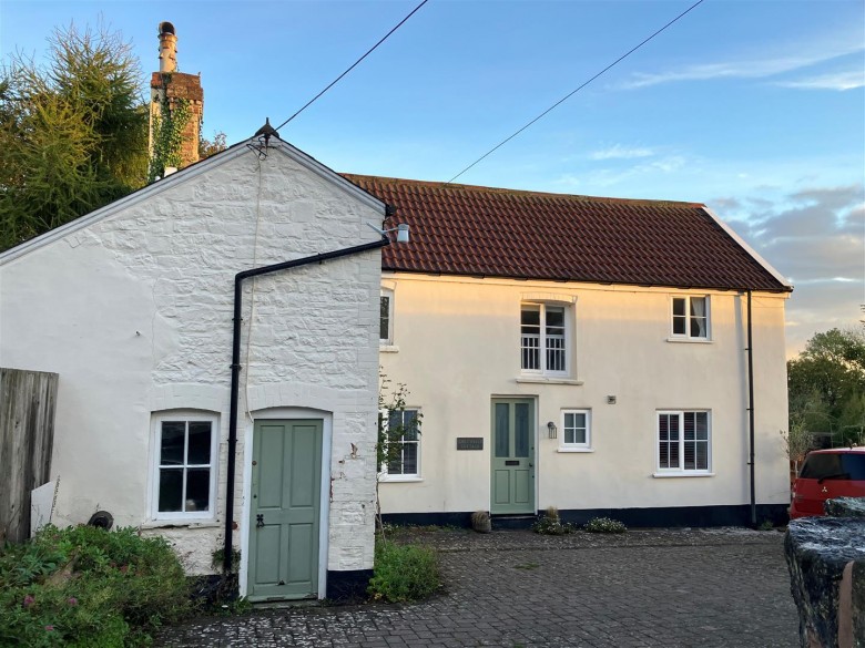 Click the photo for more details of Ashbrittle, Wellington