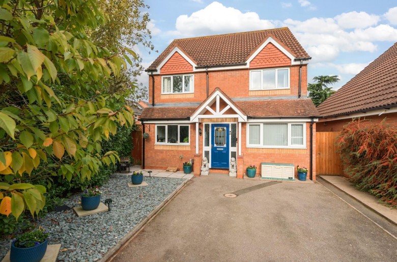 Click the photo for more details of Thomson Close, Rugby