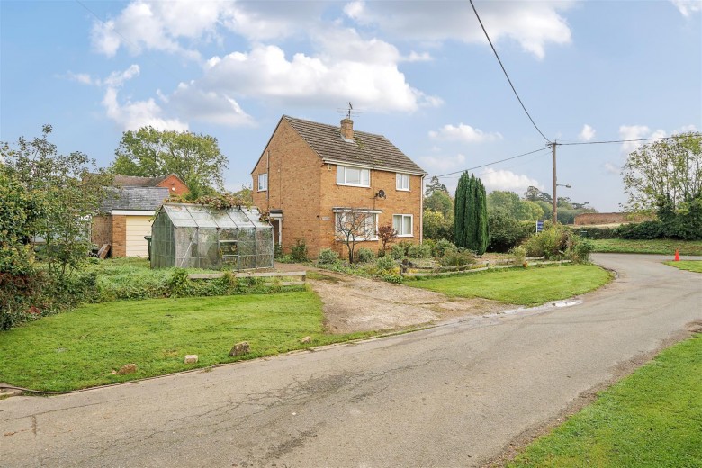 Click the photo for more details of Duncote, Towcester