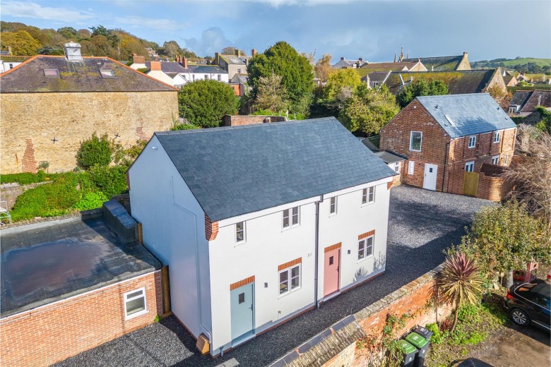 Click the photo for more details of 4 Crewkerne Place, Bridport