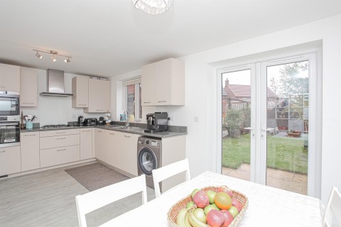 Click the photo for more details of Vernon Way, Banbury