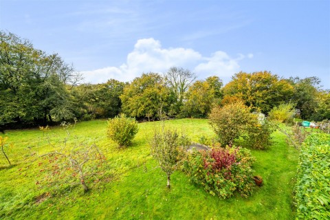 Click the photo for more details of Trenhorne, Launceston