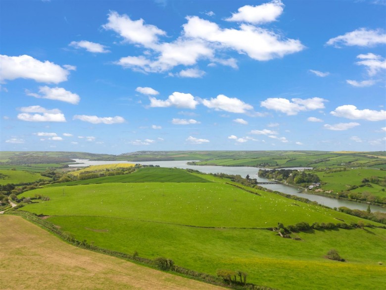 Click the photo for more details of West Charleton, Kingsbridge