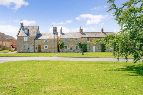 Click the photo for more details of Willersey, Gloucestershire