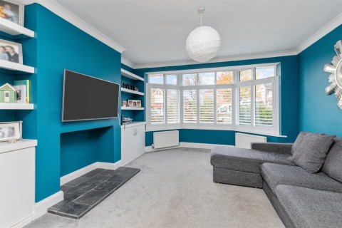 Click the photo for more details of Buckingham Avenue, Shoreham-By-Sea