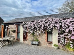 Images for Honeypot Cottage, Berehayes, Whitchurch Canonicorum