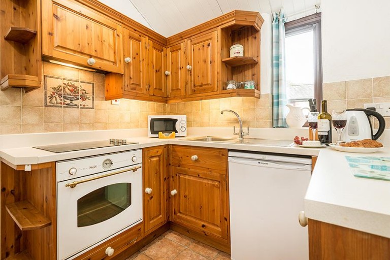 Images for Honeypot Cottage, Berehayes, Whitchurch Canonicorum
