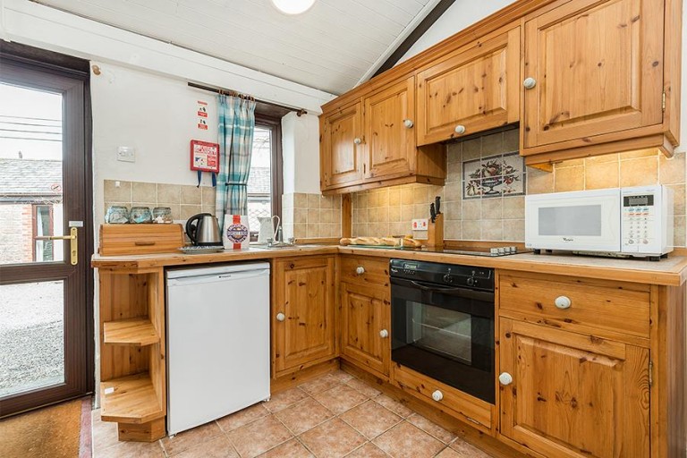 Images for Apple Cottage, Berehayes, Whitchurch Canonicorum,
