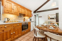 Images for Dairy Barn, Berehayes, Whitchurch Canonicorum