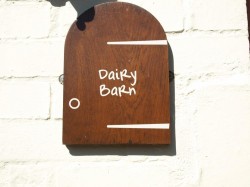 Images for Dairy Barn, Berehayes, Whitchurch Canonicorum