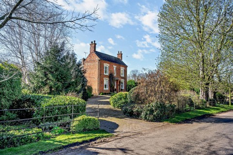 Click the photo for more details of The Chestnuts, Burton Overy, Leicestershire