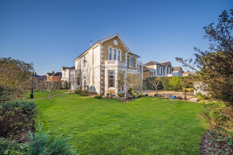Click the photo for more details of Ryde, Isle of Wight