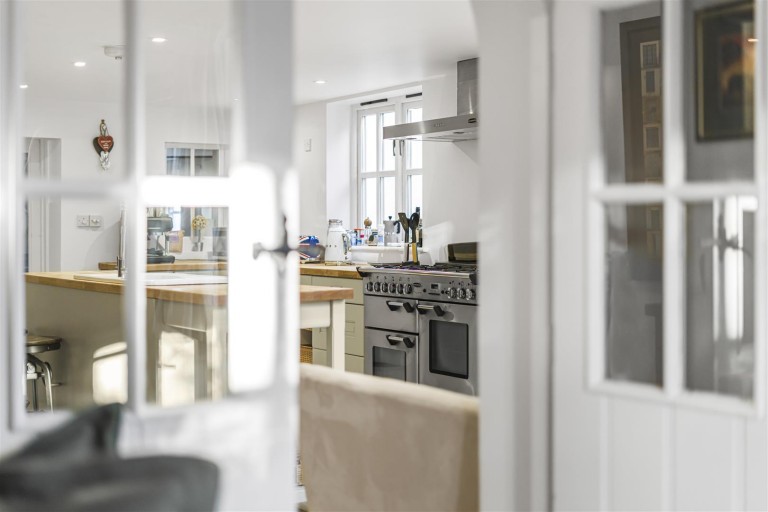 Images for Couching Street, Watlington