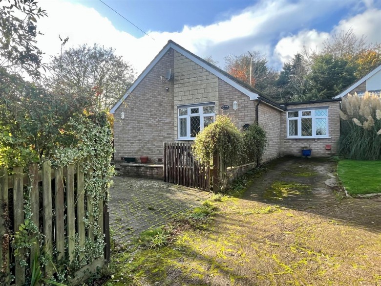 Click the photo for more details of Well Lane, Welton NN11