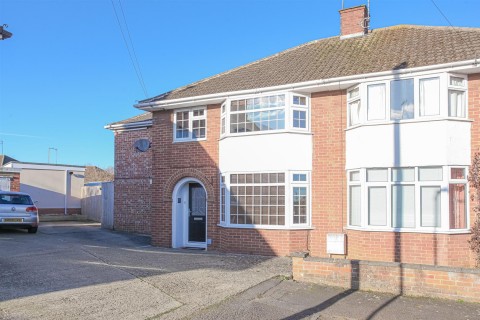 Click the photo for more details of Pinhill Road, Banbury