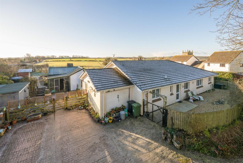 Click the photo for more details of Yarnscombe, Barnstaple