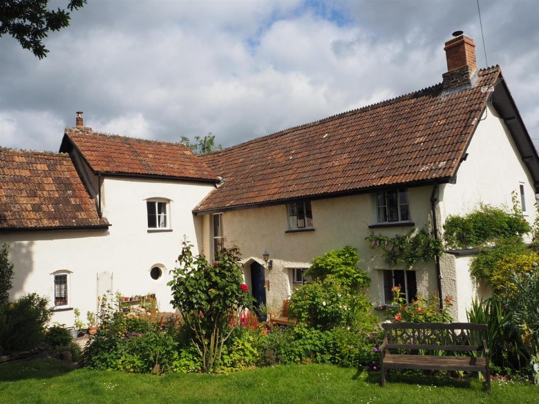 Click the photo for more details of Appley Cross, Stawley, Wellington