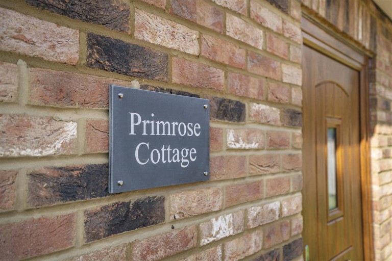 Images for Streetly End, West Wickham