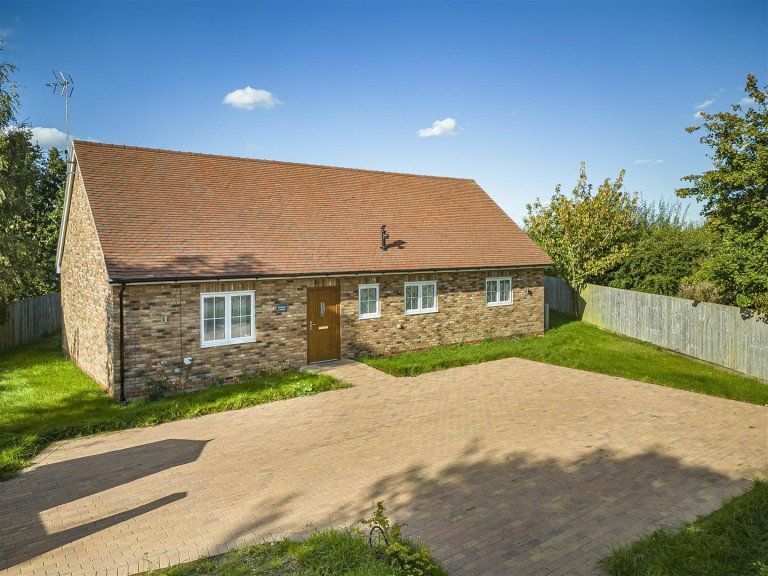 Images for Streetly End, West Wickham