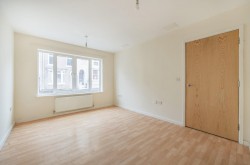 Images for Charles Warren Close, Rugby, CV21