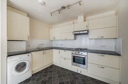 Images for Charles Warren Close, Rugby, CV21