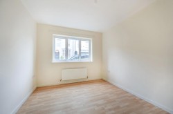 Images for Charles Warren Close, Rugby, CV21
