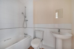 Images for Charles Warren Close, Rugby, CV21
