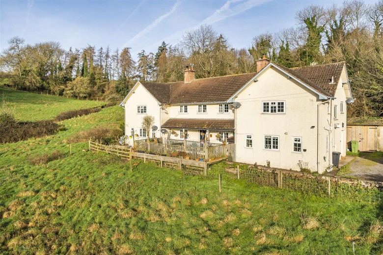 Click the photo for more details of Ashcombe, Dawlish