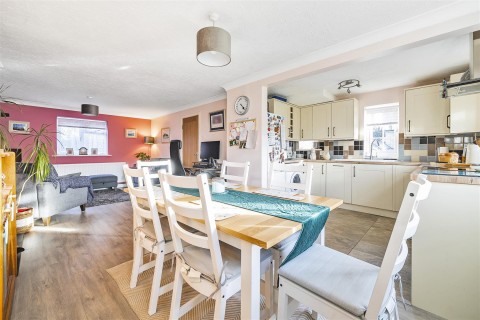 Click the photo for more details of Ashcombe, Dawlish