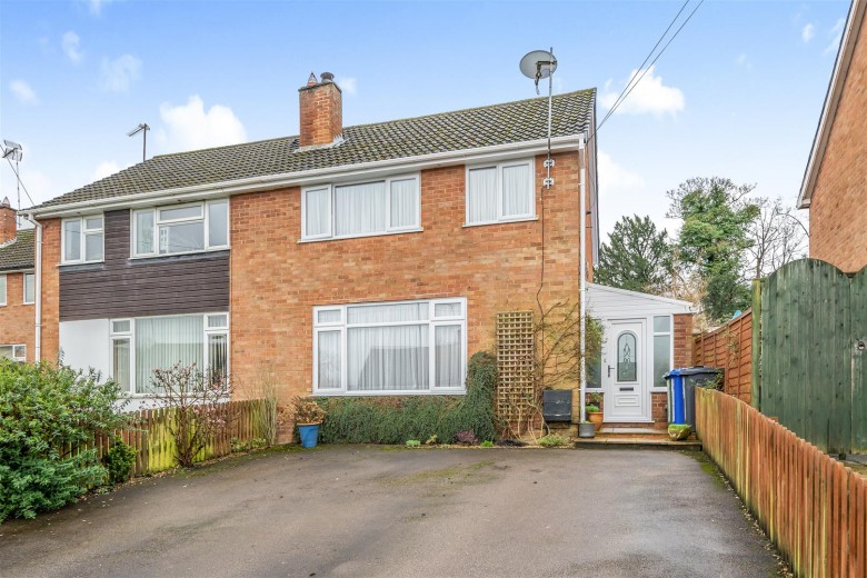 Click the photo for more details of Jenkinson Road, Towcester
