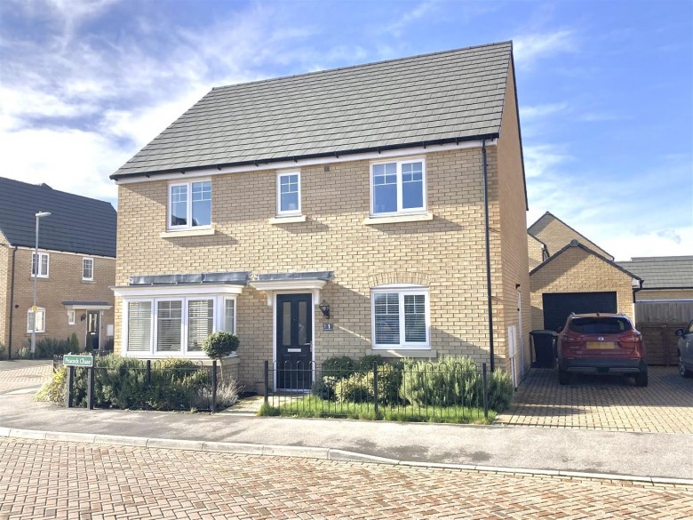 Click the photo for more details of Peacock Chase, Sutton, Ely
