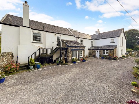 Click the photo for more details of Abbotsham Court, Abbotsham, Bideford