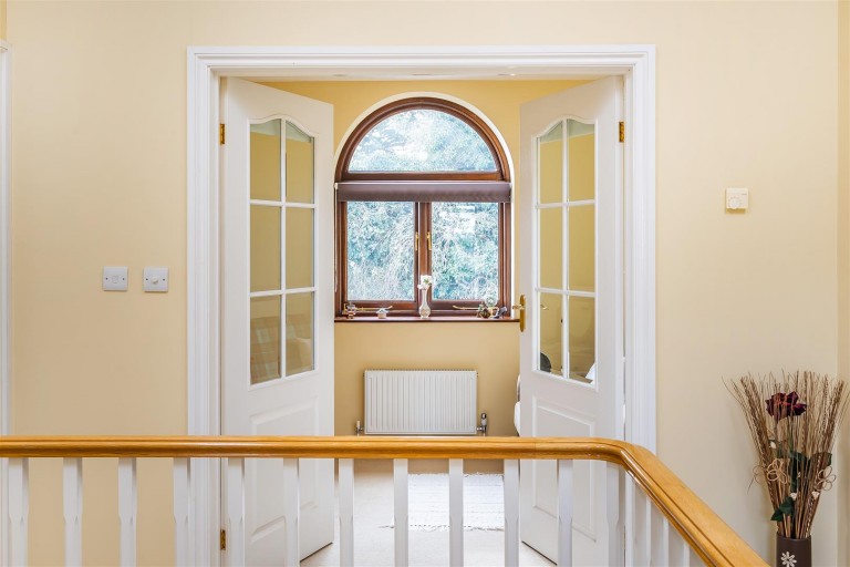 Images for Ashley Priors Lane, Torquay