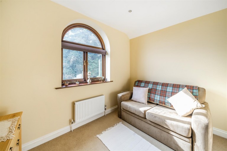 Images for Ashley Priors Lane, Torquay