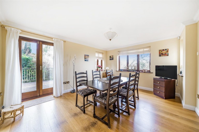 Images for Ashley Priors Lane, Torquay