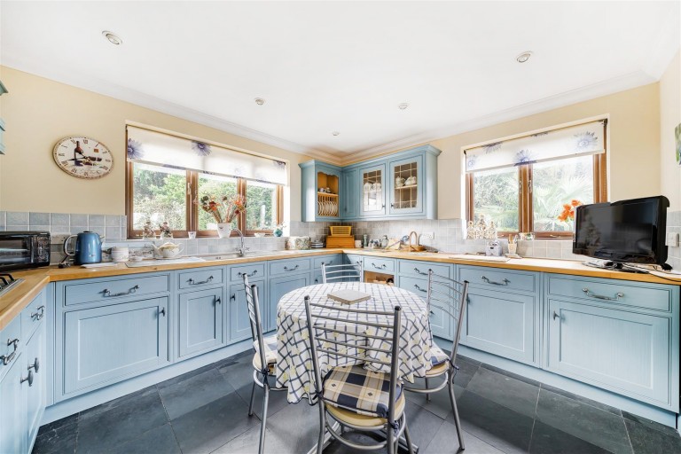 Images for Ashley Priors Lane, Torquay