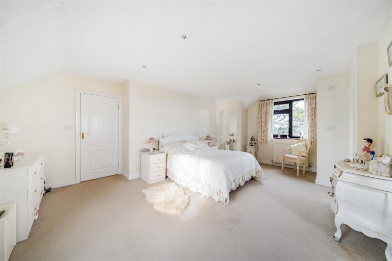 Images for Ashley Priors Lane, Torquay