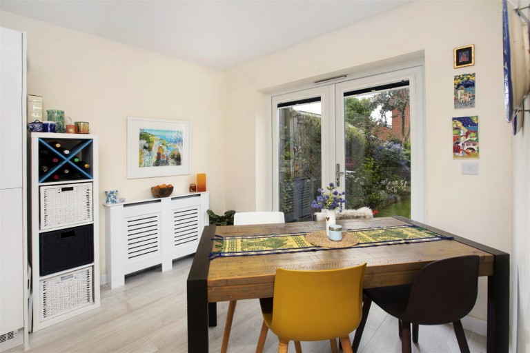 Images for Gregorys Crescent, Wellington