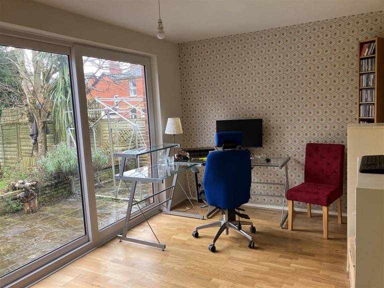 Images for Grange Close, Wellington