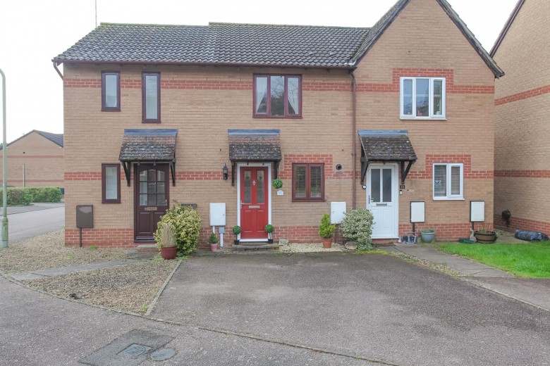 Click the photo for more details of Earlstoke Close, Banbury
