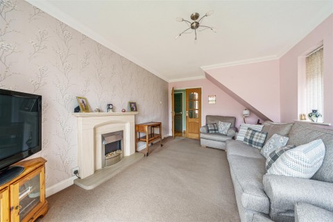 Click the photo for more details of High Street, Paulerspury, NN12
