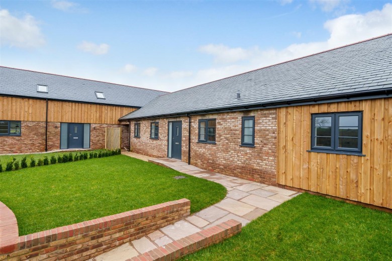 Click the photo for more details of Hockworthy, Wellington