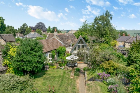 Click the photo for more details of Top Street, Wing, Rutland