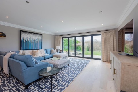 Click the photo for more details of Satwell Close, Rotherfield Greys