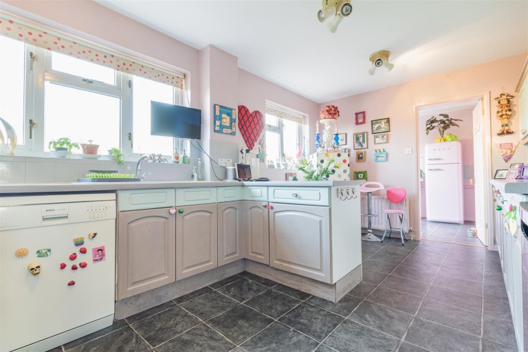 Images for Meadow Gardens, Measham, DE12